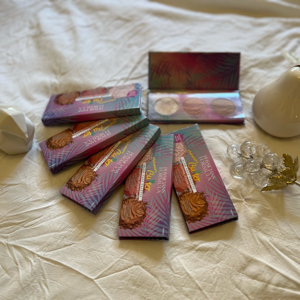 Murumuru Butter Glow Face Palette (Limited Edition)